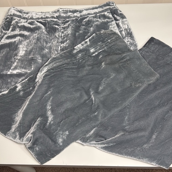 J Crew velvet wide leg pants.  Size 14. 25” inseam. Teal with gray undertones. - Picture 7 of 8